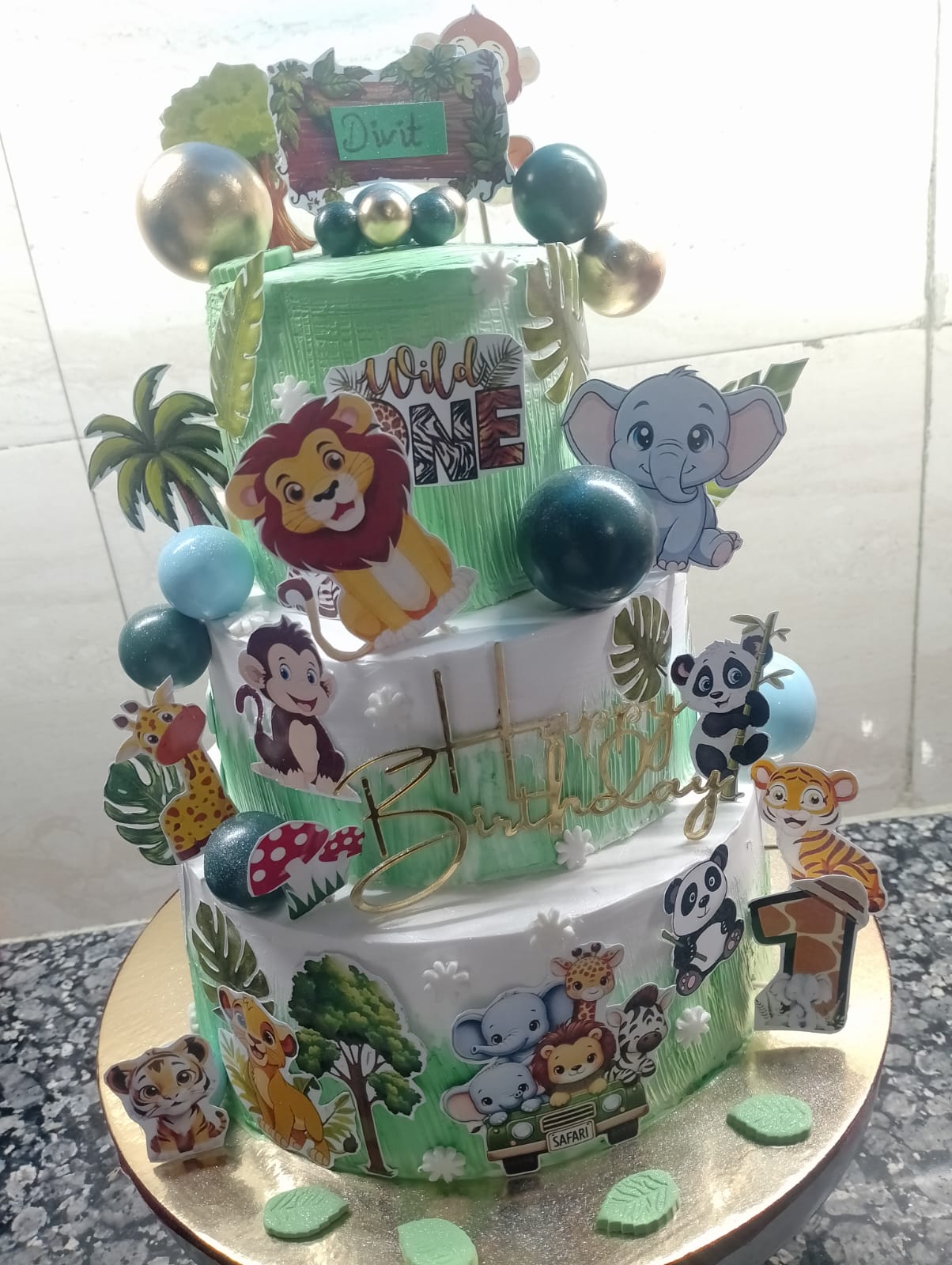 Jungle Theme Cake